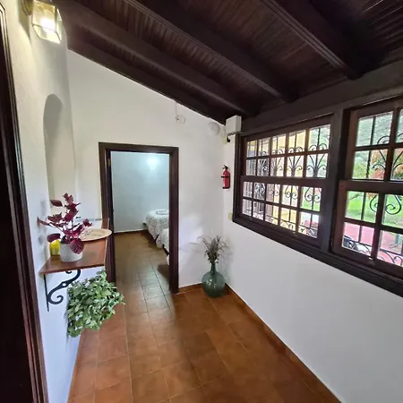 Casa Dos Barrancos * 산타크루스데 테네리페